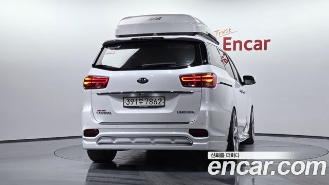 Kia Canival 2020 — photo 4