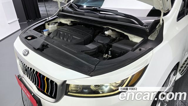 Kia Canival 2020 — photo 6