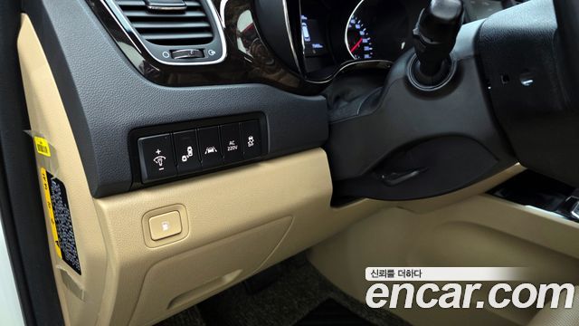Kia Canival 2020 — photo 17