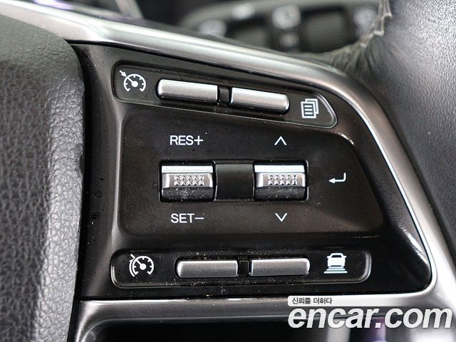 KG Mobility Torres 2024 — photo 11