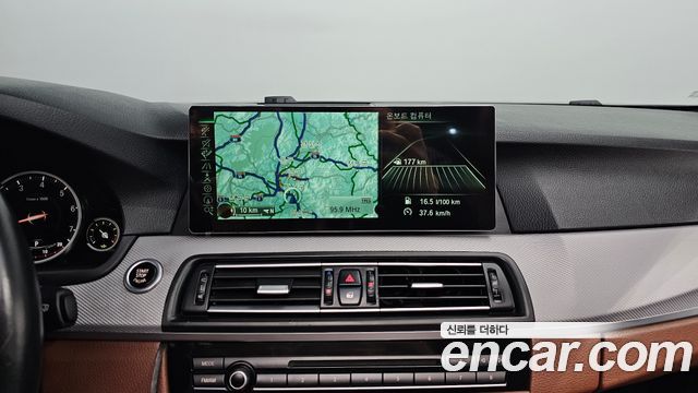 BMW 5-Series 2013 — photo 15