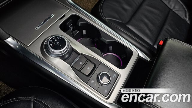 Ford Explorer 2020 — photo 9