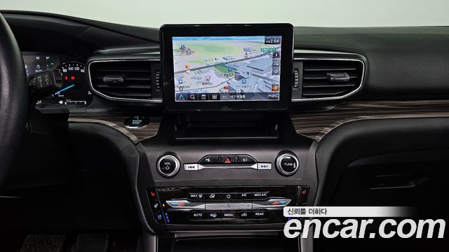 Ford Explorer 2020 — photo 14
