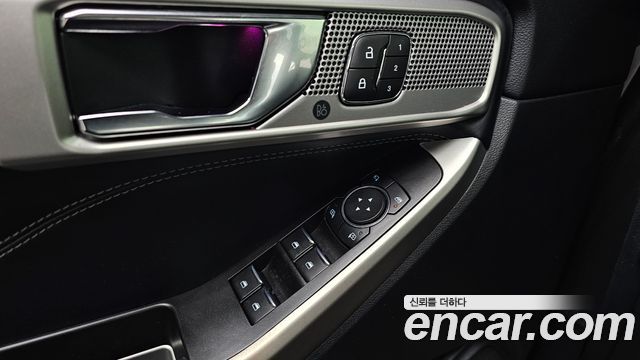 Ford Explorer 2020 — photo 17