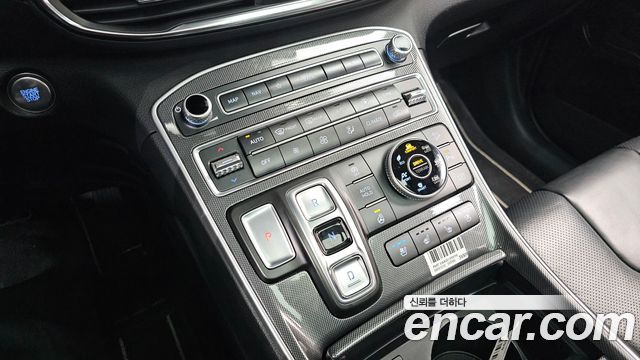 Hyundai Santafe 2021 — photo 9