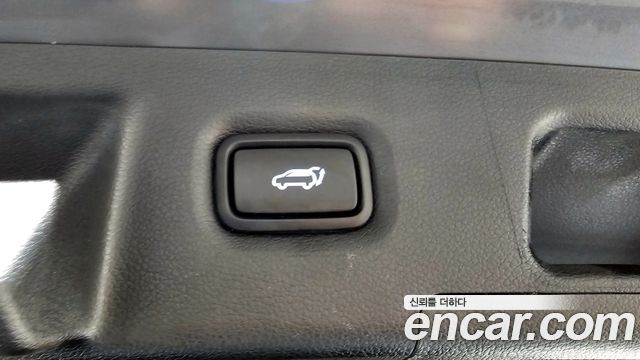 Hyundai Santafe 2021 — photo 18