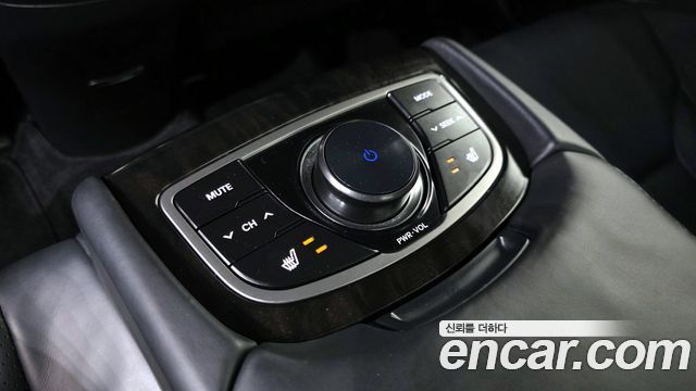 Hyundai Grandeur 2011 — photo 17