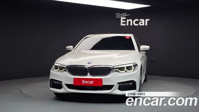 BMW 5-Series 2018 — photo 3