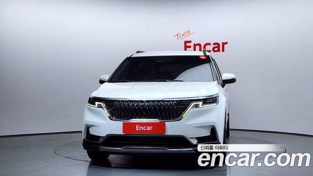 Kia Canival 2022 — photo 3