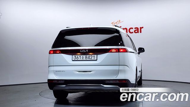 Kia Canival 2022 — photo 4