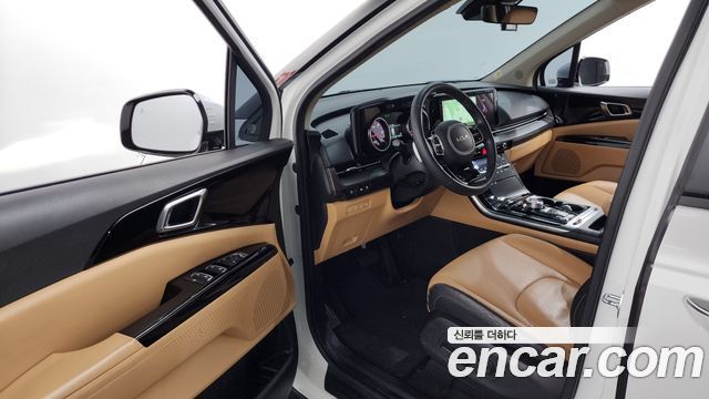 Kia Canival 2022 — photo 10