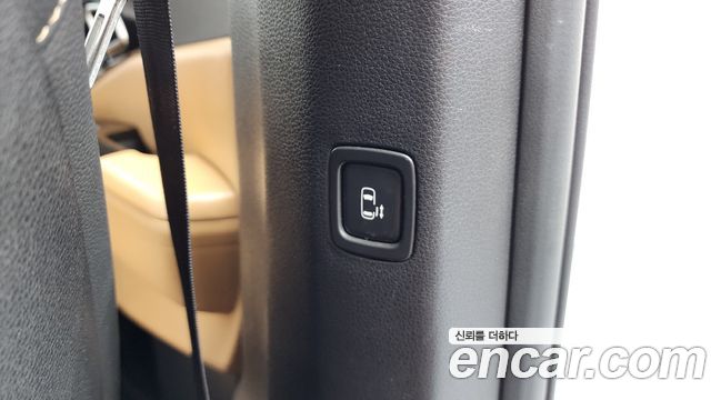Kia Canival 2022 — photo 18