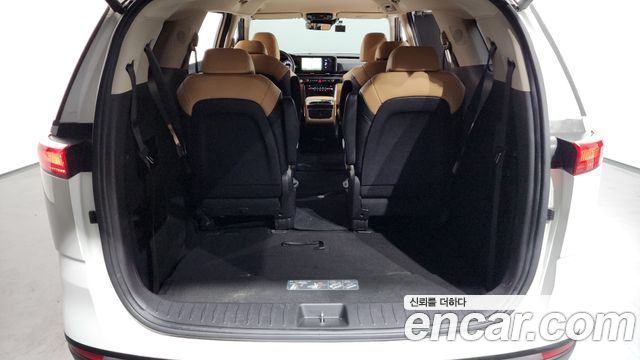 Kia Canival 2022 — photo 20