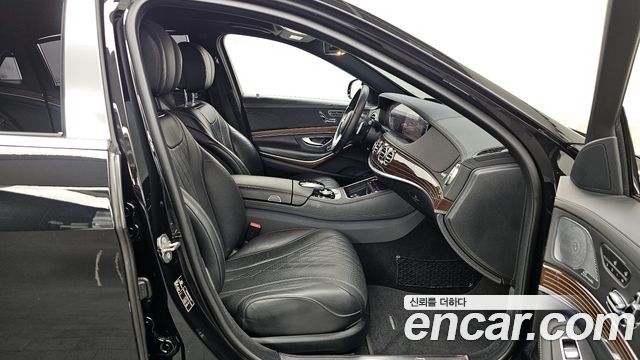 Mercedes-Benz S-Class 2019 — photo 11