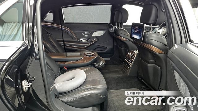 Mercedes-Benz S-Class 2019 — photo 12