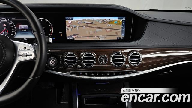 Mercedes-Benz S-Class 2019 — photo 14