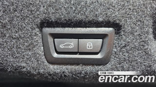 BMW 5-Series 2025 — photo 20