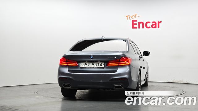 BMW 5-Series 2017 — photo 4