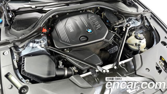 BMW 5-Series 2017 — photo 6