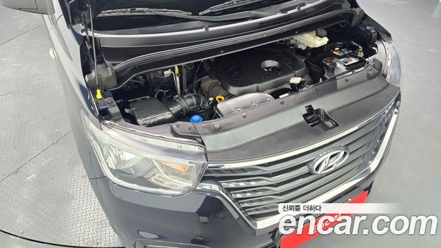 Hyundai Starex 2021 — photo 6