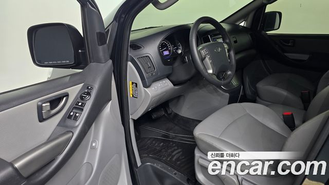 Hyundai Starex 2021 — photo 11