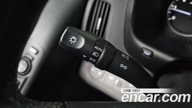 Hyundai Starex 2021 — photo 18