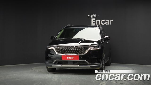 Kia Canival 2023 — photo 3