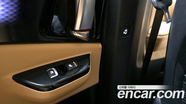 Kia Canival 2023 — photo 18