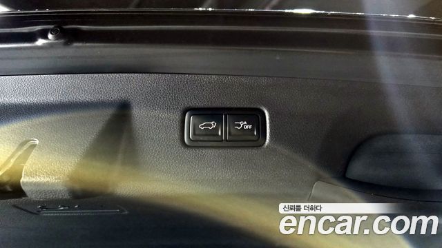 Kia Canival 2023 — photo 20