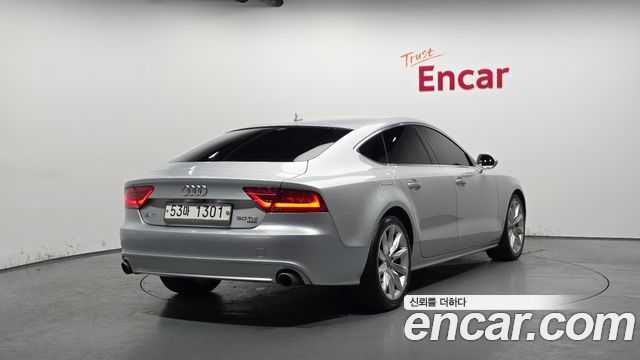 Audi A7 2014 — photo 2