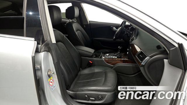 Audi A7 2014 — photo 11