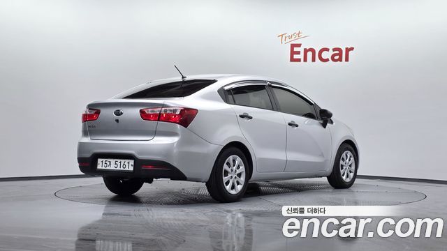 Kia pride 2014 — photo 2