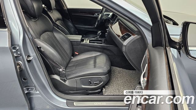 Hyundai Genesis 2016 — photo 10
