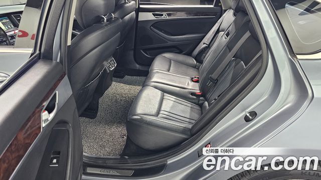 Hyundai Genesis 2016 — photo 12