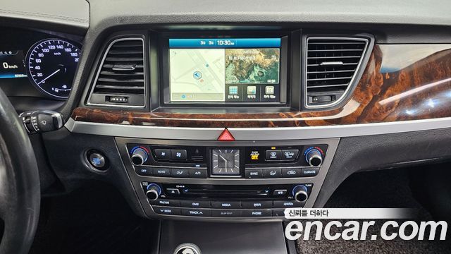 Hyundai Genesis 2016 — photo 14