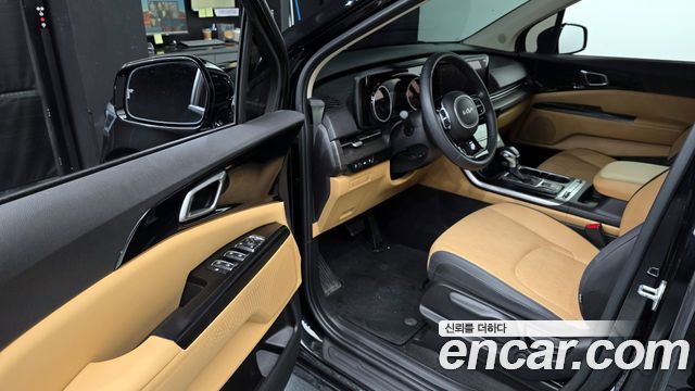 Kia Canival 2022 — photo 10