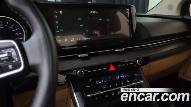 Kia Canival 2022 — photo 14