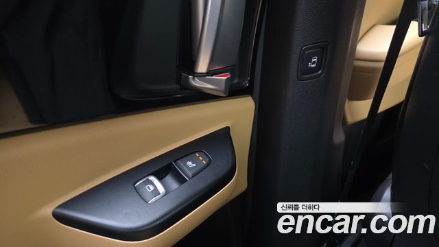 Kia Canival 2022 — photo 18