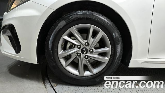 Kia K5 2019 — photo 5