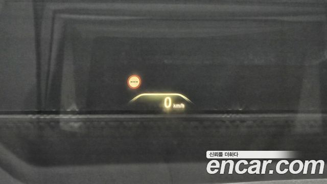BMW 5-Series 2018 — photo 17