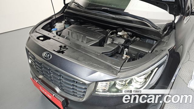 Kia Canival 2019 — photo 6