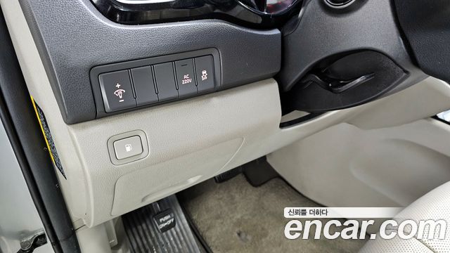 Kia Canival 2016 — photo 12
