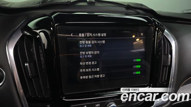 Chevrolet Korea Traverse 2020 — photo 16