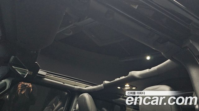 Jeep Wrangler 2021 — photo 19