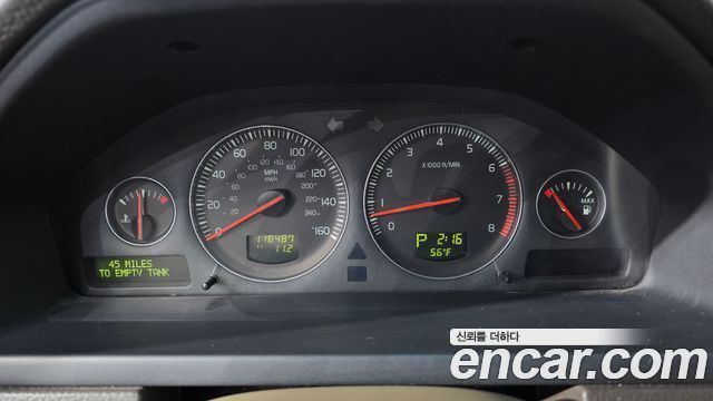 Volvo XC90 2008 — photo 8