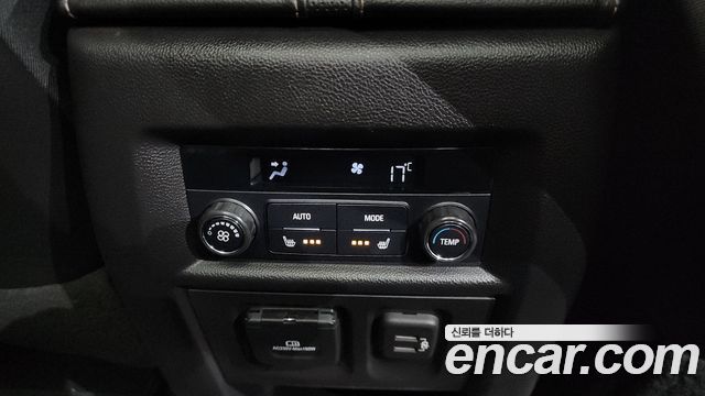 Chevrolet Korea Traverse 2020 — photo 19