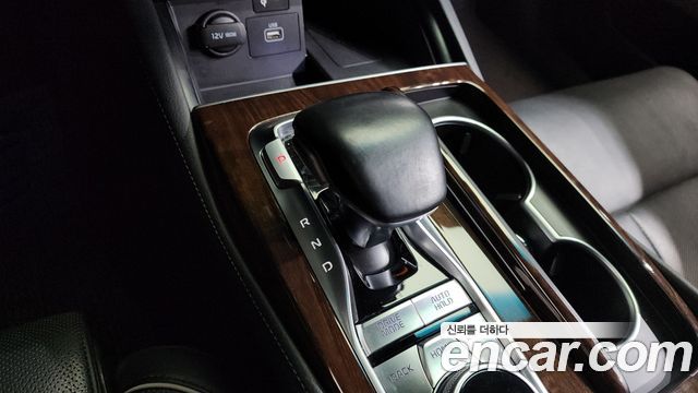 Kia K9 2019 — photo 9