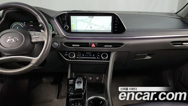 Hyundai Sonata 2022 — photo 14