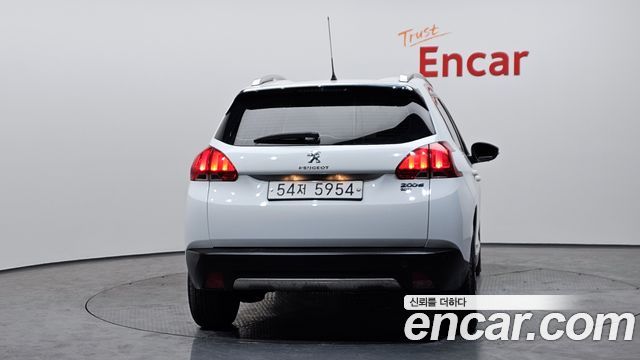 Peugeot 2008 2015 — photo 4