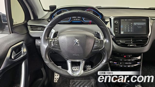 Peugeot 2008 2015 — photo 13